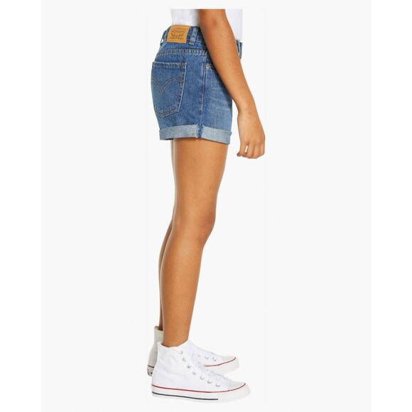 Levi's GirlFriend Dark Wash Cuffed Hem Shorts - Size 10 - Picture 1 of 6